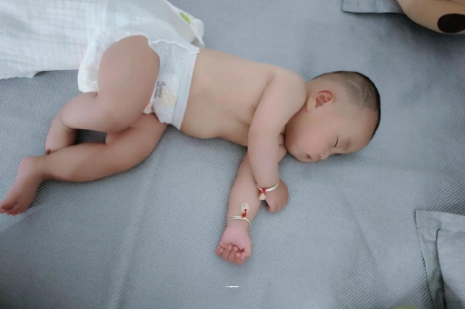 琼中宝宝发烧可以喝牛奶吗 琼中宝宝发烧可以喝牛奶吗